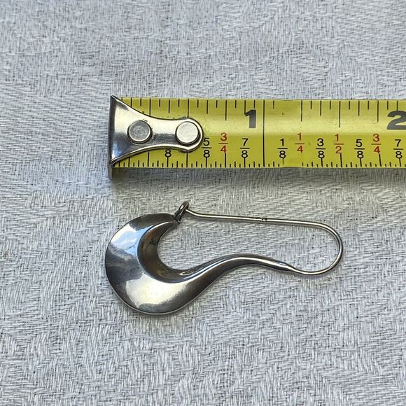 Vtg Earrings 925 Shiny Silver Oblong Abstract Long Dangling Puffy Geometric Hoop - Picture 10 of 12